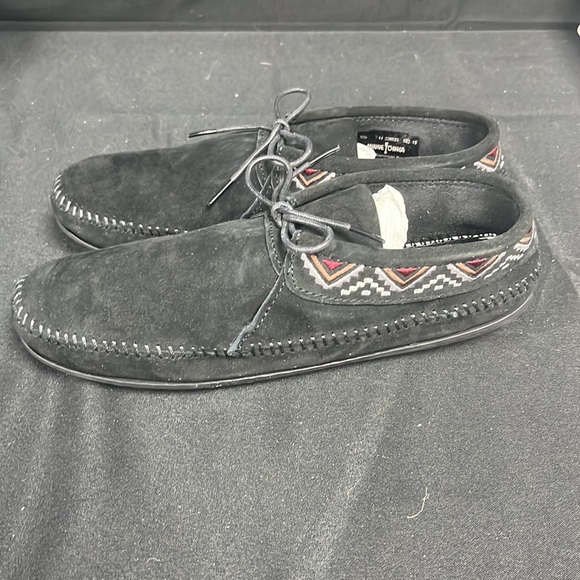 Minnetonka Women’s Mosaic Black Suede Ankle Boots (2938) - Picture 4 of 8